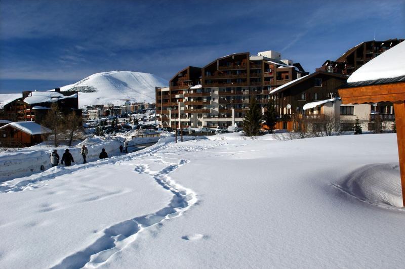 Résidence Odalys Le Christiana Alpe d'Huez Esterno foto